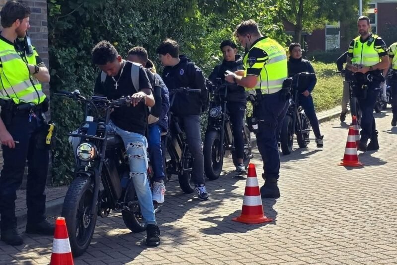 Politie gooit talloze Fatbike-rijders op de bon en neemt massaal fatbikes in beslag tijdens controle in Ede